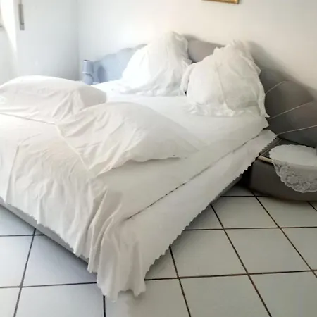 Ornella Naples